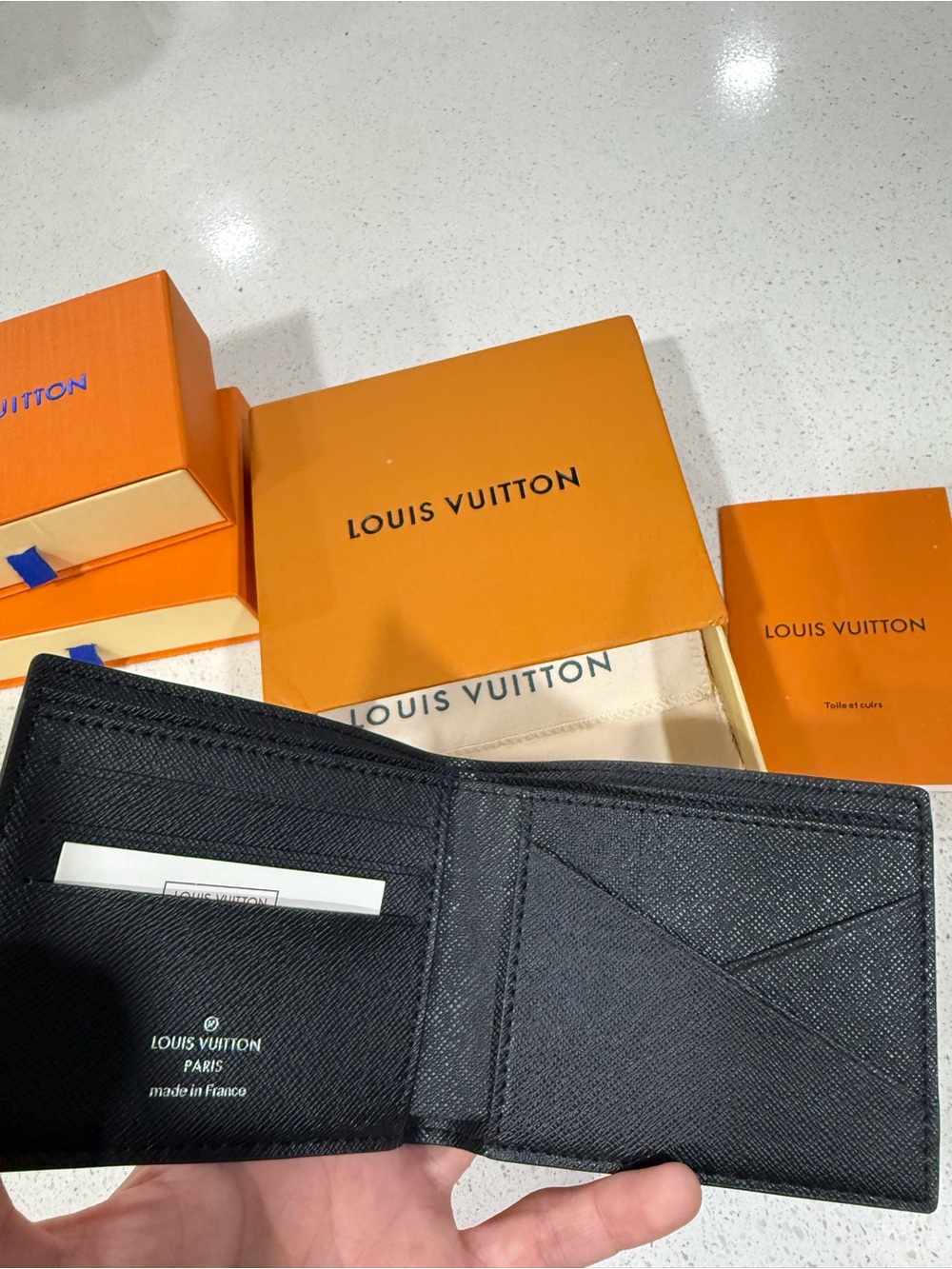 Louis Vuitton Black Damier Graphite Check Bi-Fold Wallet - Picture 2 of 5